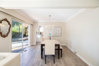 Photo 11 at 4110 Burkeridge Place, Bayridge, West Vancouver