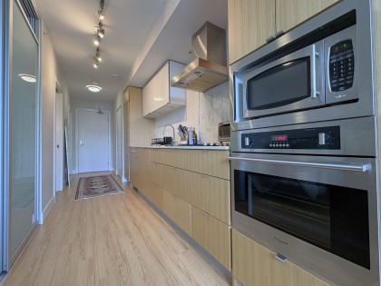 Photo 13 at 309 - 159 W 2nd Avenue, False Creek, Vancouver West