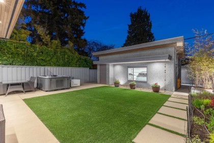 Photo 3 at 315 E 20th Street, Central Lonsdale, North Vancouver