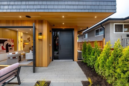 Photo 2 at 1 - 3345 W 13th Avenue, Kitsilano, Vancouver West
