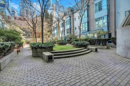 Photo 32 at 2602 - 1238 Melville, Coal Harbour, Vancouver West