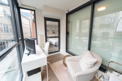 Photo 16 at 201 - 289 Drake Street, Yaletown, Vancouver West