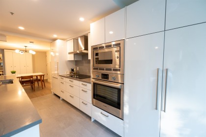 Photo 10 at 201 - 289 Drake Street, Yaletown, Vancouver West