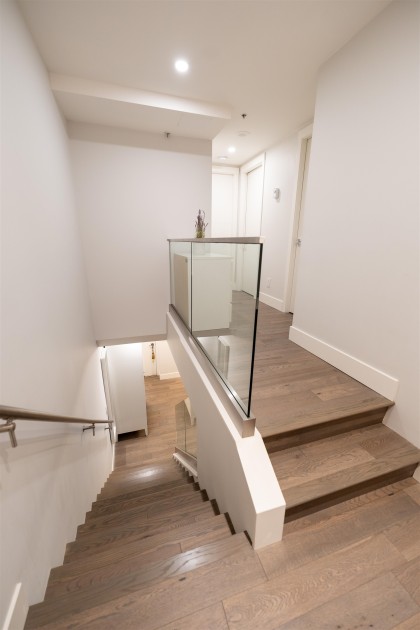 Photo 14 at 201 - 289 Drake Street, Yaletown, Vancouver West