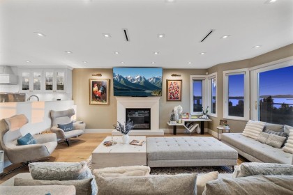 Photo 4 at 1388 21st Street, Ambleside, West Vancouver