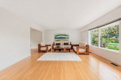 Photo 3 at 4037 Ripple Road, Bayridge, West Vancouver