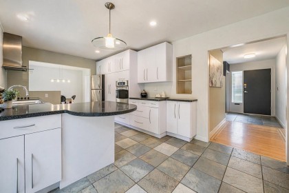 Photo 5 at 4037 Ripple Road, Bayridge, West Vancouver
