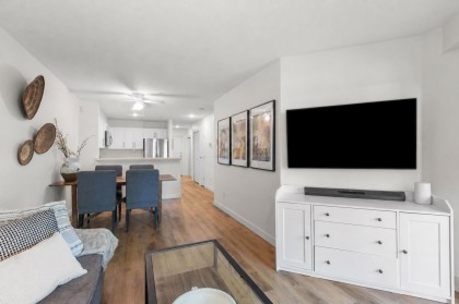Photo 10 at 113 - 147 E 1st Street, Lower Lonsdale, North Vancouver