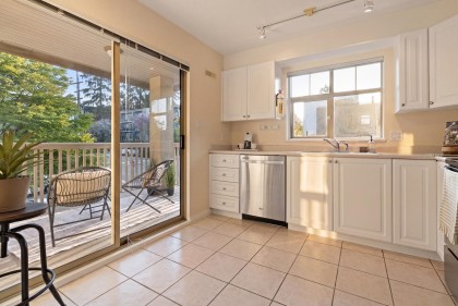 Photo 17 at 405 - 2059 Chesterfield Avenue, Central Lonsdale, North Vancouver