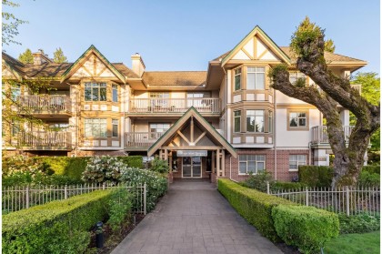 Photo 31 at 405 - 2059 Chesterfield Avenue, Central Lonsdale, North Vancouver