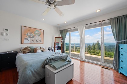 Photo 12 at 353 Newdale Court, Upper Delbrook, North Vancouver