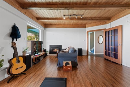 Photo 18 at 353 Newdale Court, Upper Delbrook, North Vancouver