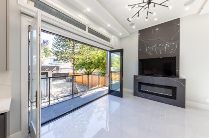 Photo 8 at 3587 Mayfair Avenue, Dunbar, Vancouver West