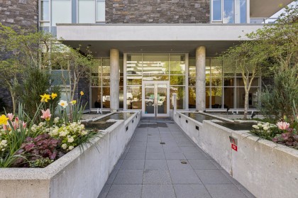 Photo 2 at 204 - 866 Arthur Erickson Place, Park Royal, West Vancouver