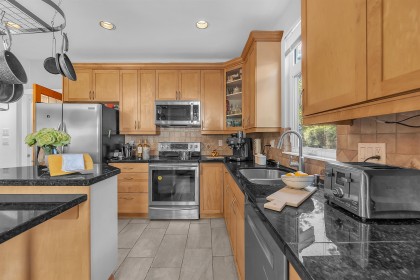 Photo 12 at 786 W 17th Street, Mosquito Creek, North Vancouver