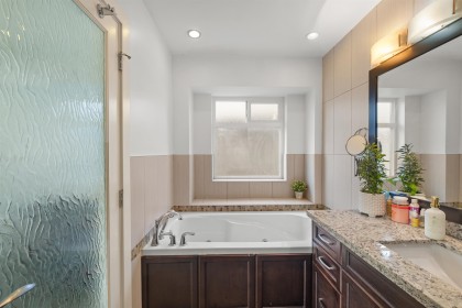 Photo 13 at 318 W 18th Street, Central Lonsdale, North Vancouver