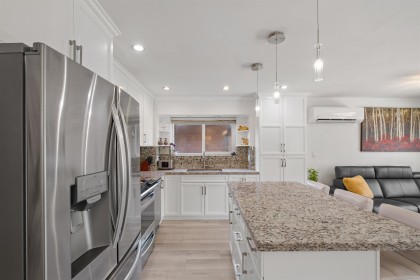 Photo 7 at 318 W 18th Street, Central Lonsdale, North Vancouver
