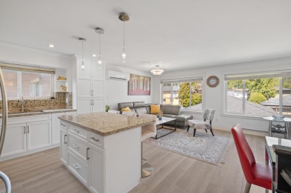 Photo 8 at 318 W 18th Street, Central Lonsdale, North Vancouver