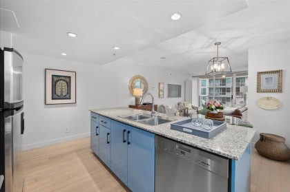 Photo 13 at 708 - 188 E Esplanade, Lower Lonsdale, North Vancouver