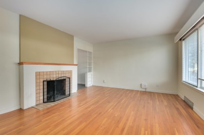 Photo 3 at 509 E Keith Road, Queensbury, North Vancouver