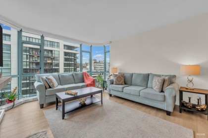 Photo 4 at 801 - 140 E 14 Street, Central Lonsdale, North Vancouver
