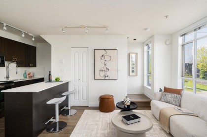Photo 3 at 206 - 2190 W 5th Avenue, Kitsilano, Vancouver West