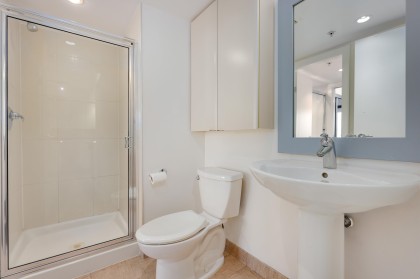 Photo 15 at 306 - 683 W Victoria Park, Lower Lonsdale, North Vancouver