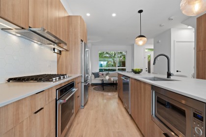 Photo 8 at 23 - 533 E 3rd Street, Lower Lonsdale, North Vancouver