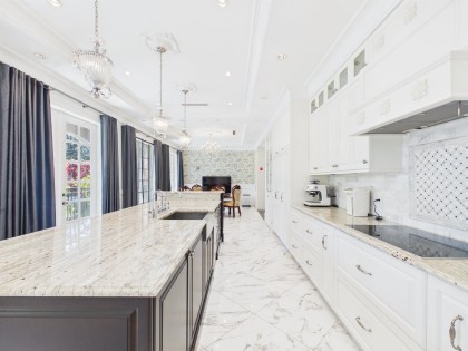 Photo 10 at 738 W 54th Avenue, South Cambie, Vancouver West