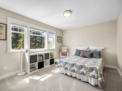 Photo 27 at 938 Beaumont Drive, Edgemont, North Vancouver