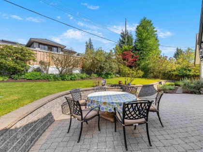 Photo 13 at 938 Beaumont Drive, Edgemont, North Vancouver