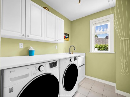 Photo 17 at 938 Beaumont Drive, Edgemont, North Vancouver