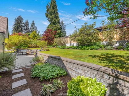 Photo 36 at 938 Beaumont Drive, Edgemont, North Vancouver