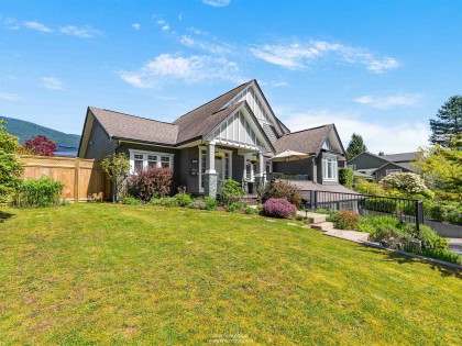 Photo 31 at 938 Beaumont Drive, Edgemont, North Vancouver