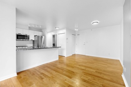 Photo 8 at 602 - 1082 Seymour Street, Downtown VW, Vancouver West