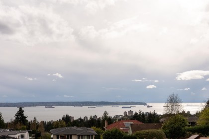 Photo 2 at 1160 Queens Avenue, British Properties, West Vancouver