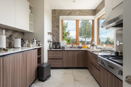 Photo 16 at 1160 Queens Avenue, British Properties, West Vancouver