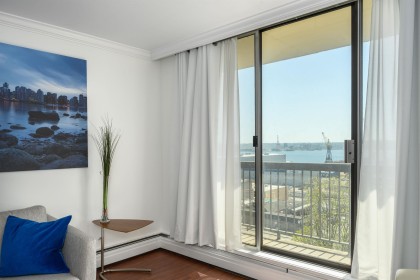 Photo 6 at 608 - 145 St. Georges Avenue, Lower Lonsdale, North Vancouver