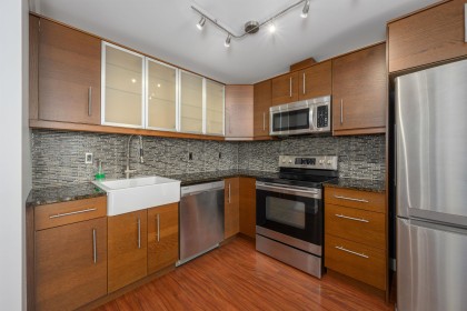 Photo 20 at 608 - 145 St. Georges Avenue, Lower Lonsdale, North Vancouver