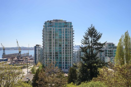 Photo 9 at 608 - 145 St. Georges Avenue, Lower Lonsdale, North Vancouver