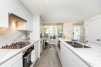 Photo 7 at 938 Beatty Street, Yaletown, Vancouver West