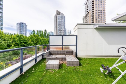 Photo 32 at 938 Beatty Street, Yaletown, Vancouver West
