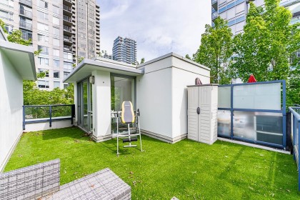 Photo 33 at 938 Beatty Street, Yaletown, Vancouver West