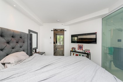 Photo 19 at 938 Beatty Street, Yaletown, Vancouver West