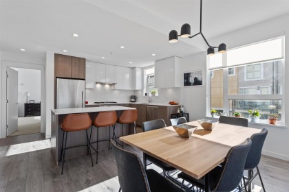 Photo 12 at 204 - 715 W 15th Street, Central Lonsdale, North Vancouver