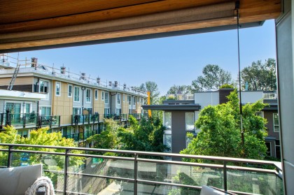 Photo 9 at 204 - 715 W 15th Street, Central Lonsdale, North Vancouver