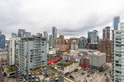 Photo 1 at 2002 - 989 Richards Street, Yaletown, Vancouver West