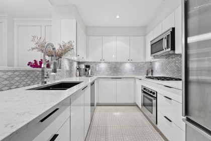 Photo 13 at 493 Broughton Street, Coal Harbour, Vancouver West