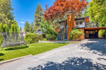 Photo 2 at 466 E Kings Road, Upper Lonsdale, North Vancouver