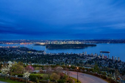 Photo 3 at 2420 Halston Court, Whitby Estates, West Vancouver